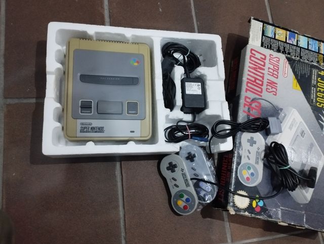 Super Nintendo + juego