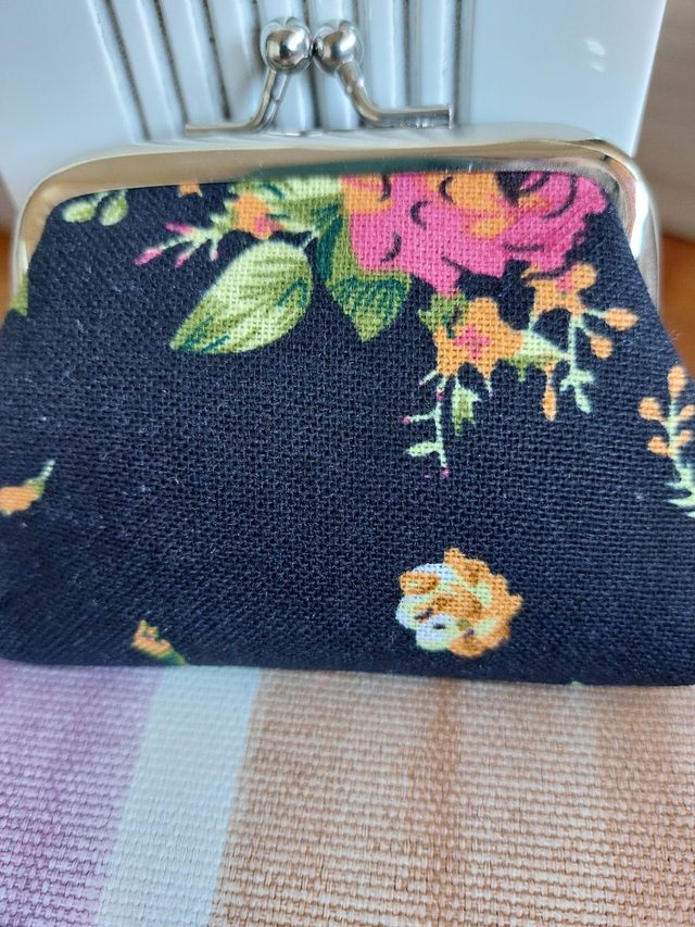 Monedero nuevo estilo vintage