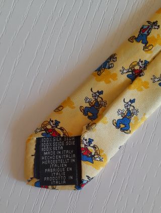 Cravatta uomo gialla Disney