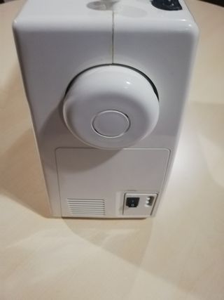 Máquina Coser Alfa 