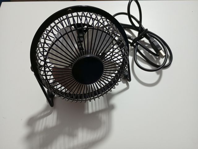Ventilador compacto y funcional