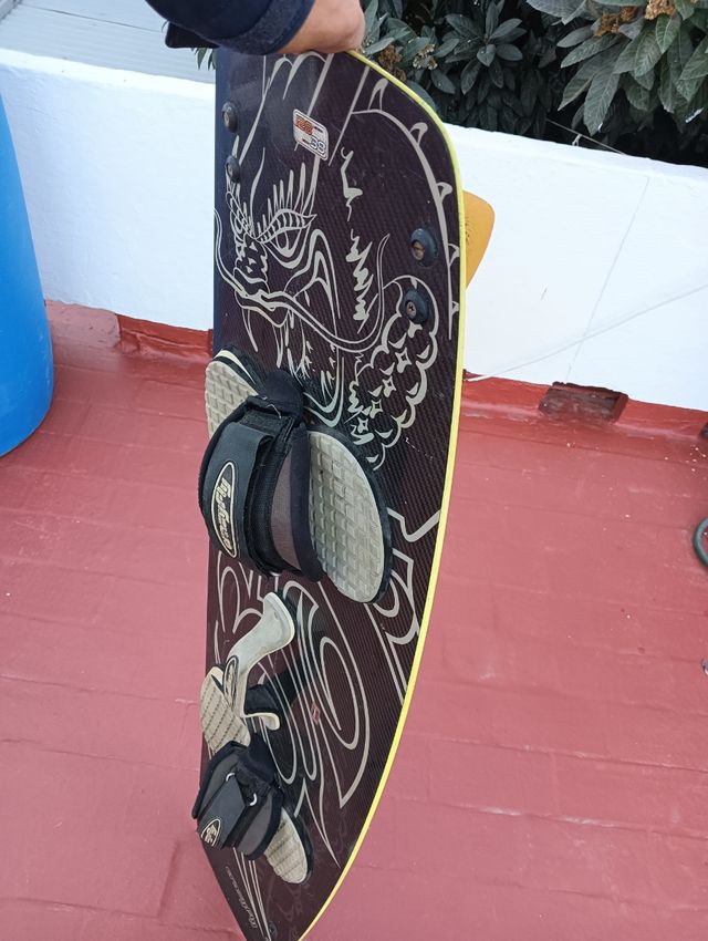Tabla de skait surf vendo por no usar
