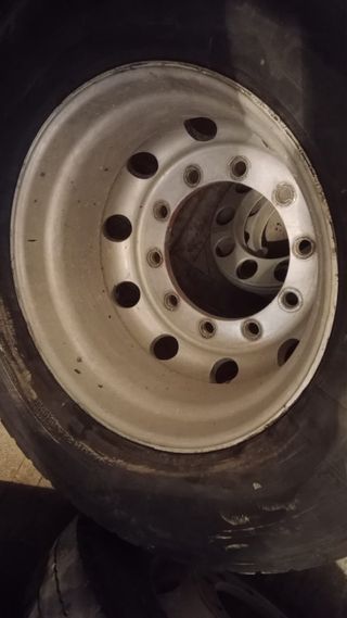 Llantas y neumaticos