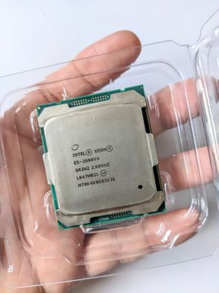 ⚡ Xeon E5 2690 V4 14x28 X99 Servidor