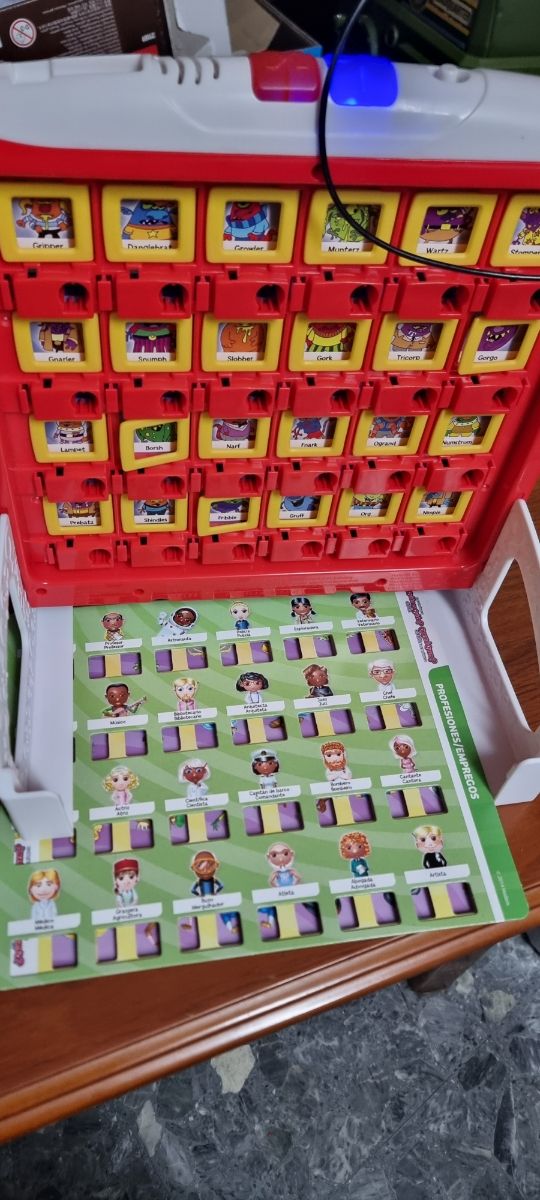 Juego de mesa quien es quien