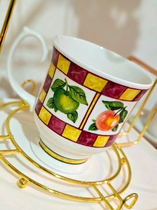 Taza tipo mug, para café o té de porcelana inglesa