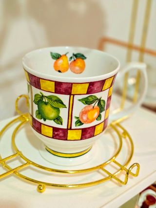 Taza tipo mug, para café o té de porcelana inglesa