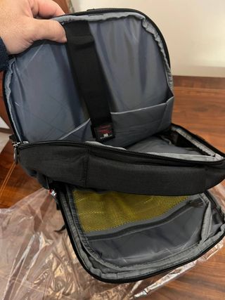 Bruno cavelli mochila antirrobo para portatil 