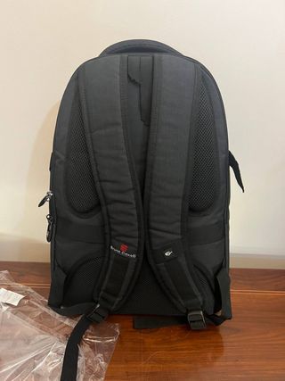 Bruno cavelli mochila antirrobo para portatil 