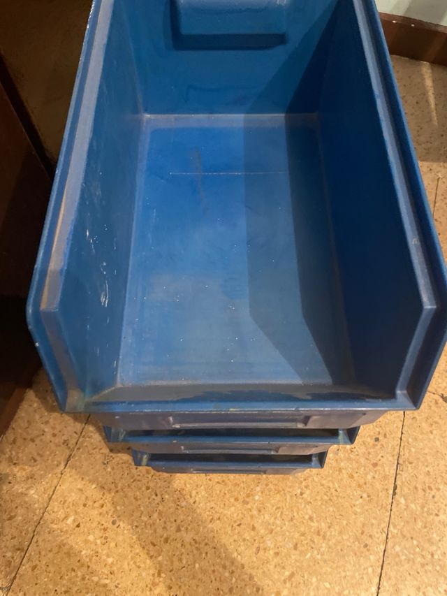 Cajas de alamcenane apilables