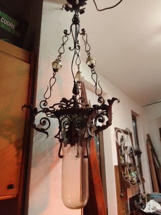Lampada Liberty in ferro battuto