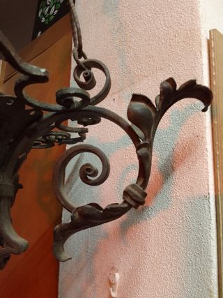 Lampada Liberty in ferro battuto
