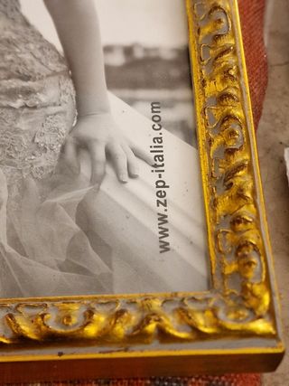 Cornice in legno cm. 20x30