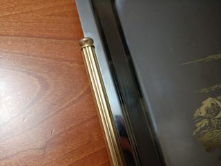 Vassoio in acciaio decorato