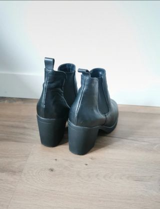 Botines tacón negro