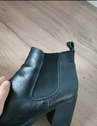 Botines tacón negro