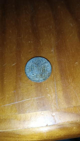 Moneda una peseta Franco año 1966