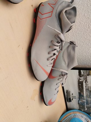 Botas de fútbol