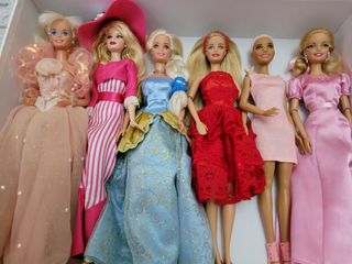 Vendo lotto barbie tutte in ottime 80 eu