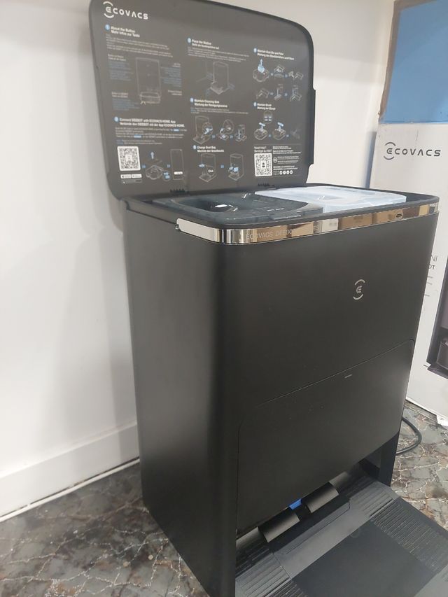 Robot aspirador y friegasuelos Deebot X2