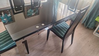 Mesa y sillas comedor 
