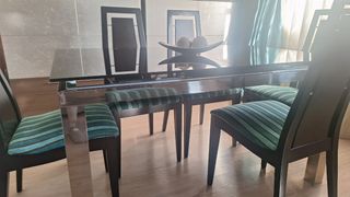 Mesa y sillas comedor 