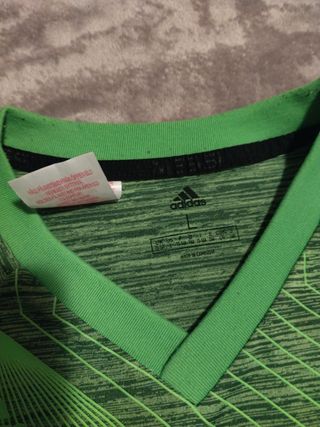 Camiseta de Adidas niño