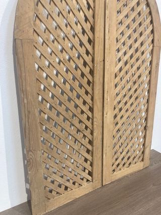 2 ventanas semicirculares celosia antiguas