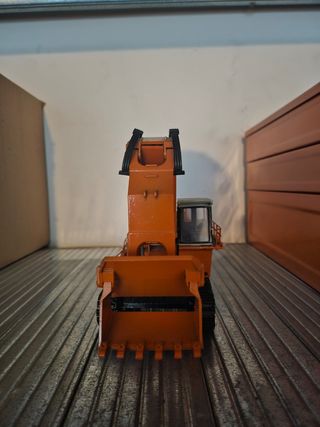 Modellino macchine movimento terra