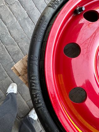 Rueda recambio porsche 16”