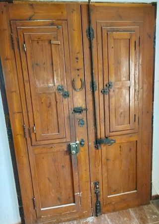 PUERTA DE MADERA ENTRADA ANTIGUA MOBILA CASA