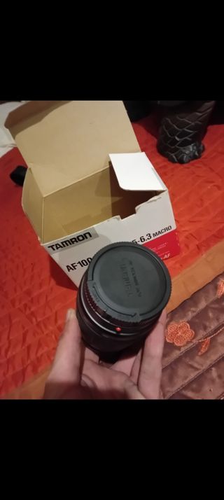 Lente Tamron nova na caixa