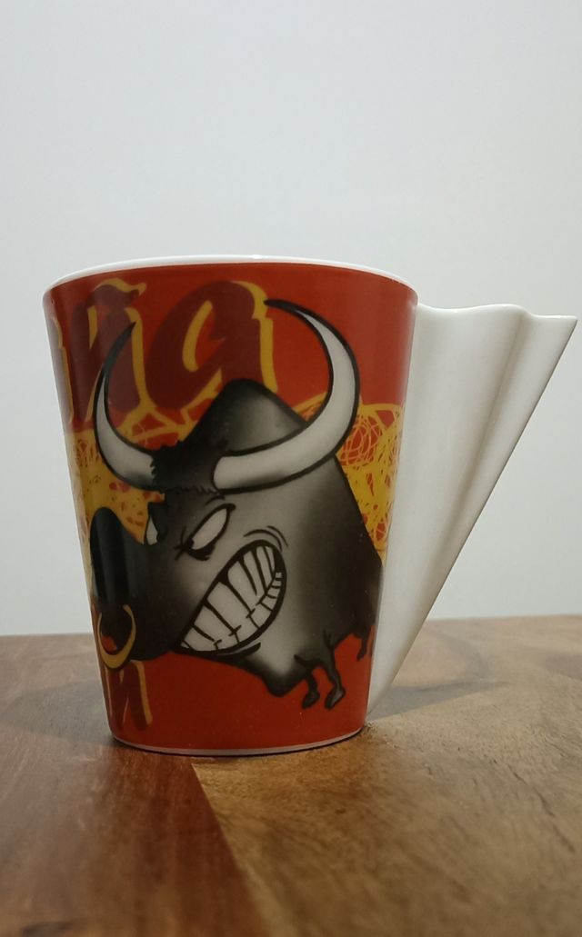 Tazza souvenir Spagna Barcelona toro corride 