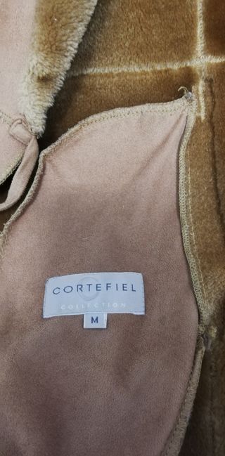 ABRIGO DE PIEL SINTÉTICA 