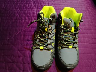 Botas montaña niños