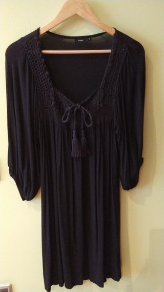 VESTIDO NEGRO CROCHET ABALORIOS