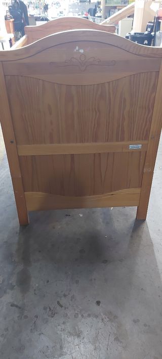 Cuna cama buen estado de madera pino 