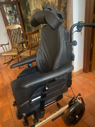 Nueva Silla de ruedas ortopedica invacare rea