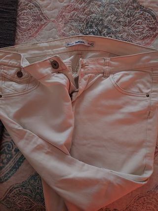Pantalón vaquero marca lefties Talla 42