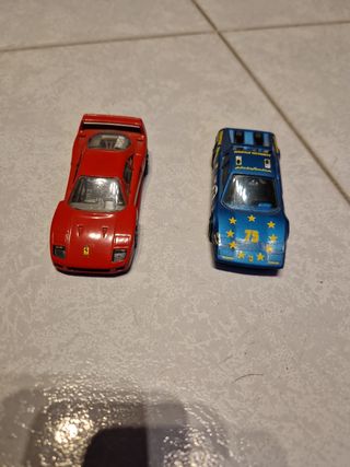 2 modellini auto Burago mod.Ferrari