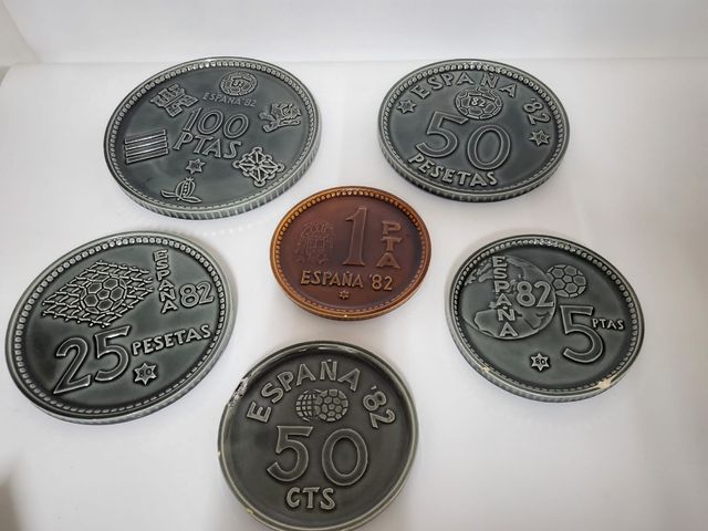 Platos cerámica mundial 1982