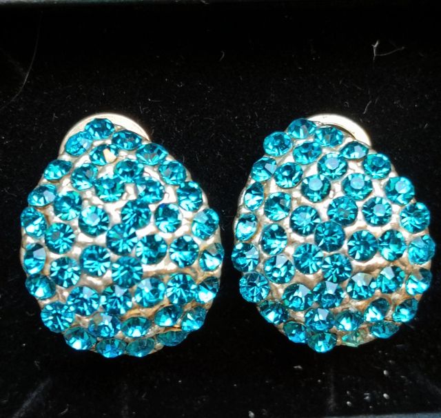 Pendientes piedras azul marino 