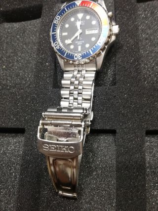 SEIKO KINETIC SPORT 200 metros 5M43-0A40