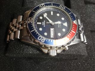 SEIKO KINETIC SPORT 200 metros 5M43-0A40