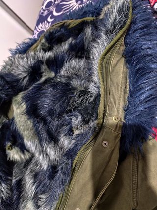 Parka, Abrigo talla M capucha pelo 