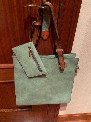 Bolso de hombro color verde