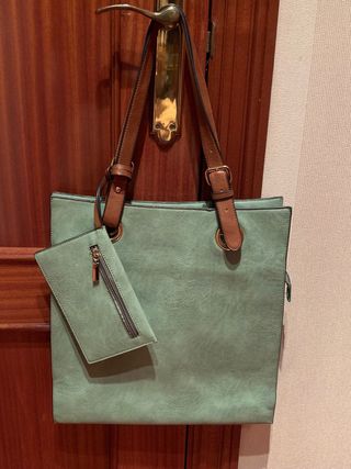 Bolso de hombro color verde