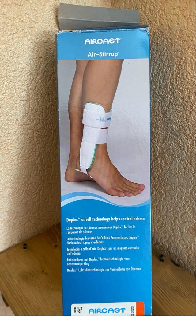 Tutore/sostegno per caviglia