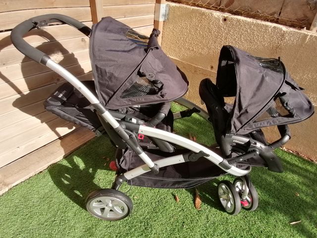 CASUALPLAY. Silla de paseo gemelar. Stwinner Ice.