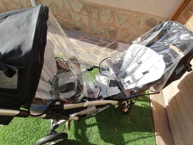 CASUALPLAY. Silla de paseo gemelar. Stwinner Ice.